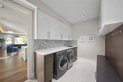 Photo 18 at 966 Beaumont Drive, Edgemont, North Vancouver