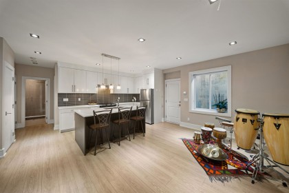 Photo 31 at 966 Beaumont Drive, Edgemont, North Vancouver