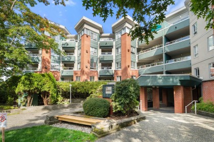 Photo 1 at 115 - 128 W 8th Street, Central Lonsdale, North Vancouver