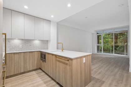 Photo 1 at 208 - 2375 Emery Court, Lynn Valley, North Vancouver