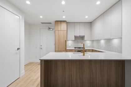 Photo 4 at 208 - 2375 Emery Court, Lynn Valley, North Vancouver