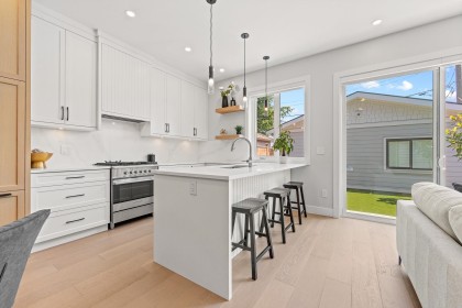 Photo 9 at 2 - 8578 Cartier Street, Marpole, Vancouver West