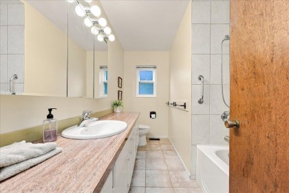 Photo 17 at 4295 Nottingham Road, Lynn Valley, North Vancouver