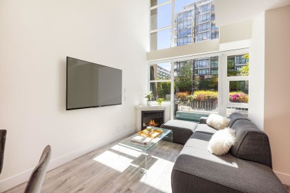 Photo 15 at TH8 - 168 E Esplanade Avenue, Lower Lonsdale, North Vancouver