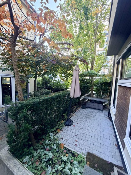 Photo 5 at 1080 Nicola Street, West End VW, Vancouver West
