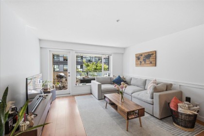 Photo 2 at 102 - 221 E 3rd Street, Lower Lonsdale, North Vancouver