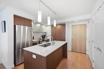 Photo 6 at 102 - 221 E 3rd Street, Lower Lonsdale, North Vancouver