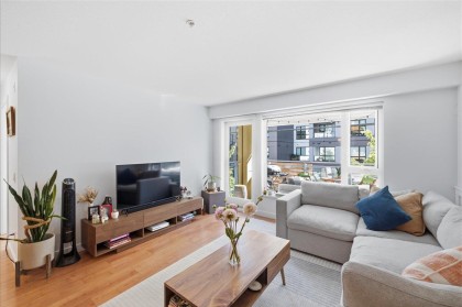 Photo 4 at 102 - 221 E 3rd Street, Lower Lonsdale, North Vancouver