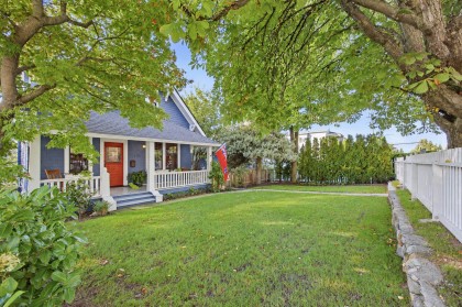 Photo 3 at 121 E 27th Street, Upper Lonsdale, North Vancouver