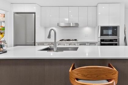 Photo 7 at 759 W 41st Avenue, Cambie, Vancouver West