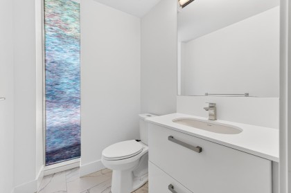 Photo 9 at 759 W 41st Avenue, Cambie, Vancouver West