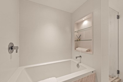 Photo 14 at 1610 - 1111 Richards Street, Downtown VW, Vancouver West