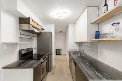 Photo 9 at 604 - 2016 Fullerton Avenue, Pemberton NV, North Vancouver