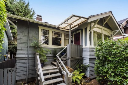 Photo 3 at 3883 W 20th Avenue, Dunbar, Vancouver West