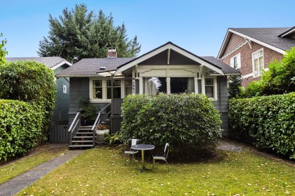Photo 1 at 3883 W 20th Avenue, Dunbar, Vancouver West
