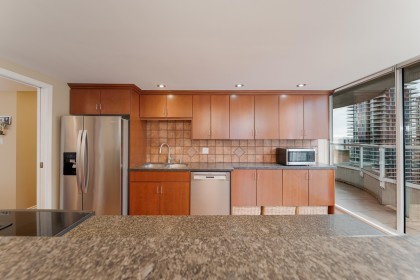 Photo 9 at 1801 - 717 Jervis Street, West End VW, Vancouver West