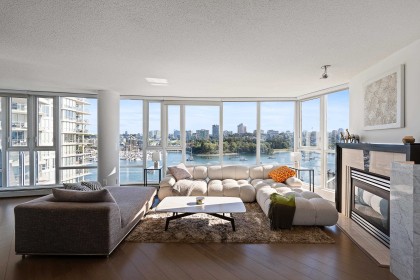 Photo 2 at 1202 - 1383 Marinaside Crescent, Yaletown, Vancouver West