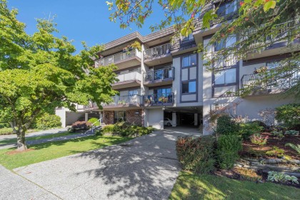 Photo 1 at 205 - 252 W 2nd Street, Lower Lonsdale, North Vancouver