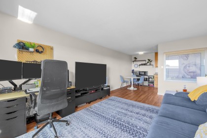 Photo 15 at 205 - 252 W 2nd Street, Lower Lonsdale, North Vancouver