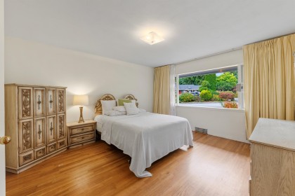 Photo 13 at 3692 Sunnycrest Drive, Edgemont, North Vancouver