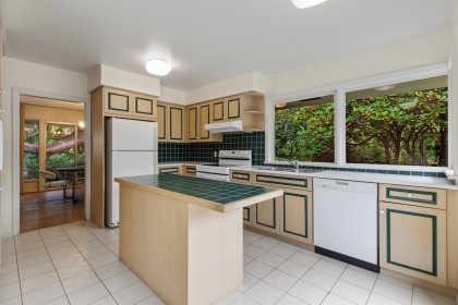 Photo 11 at 3692 Sunnycrest Drive, Edgemont, North Vancouver
