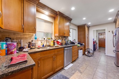 Photo 4 at 1542 Bond Street, Lynnmour, North Vancouver