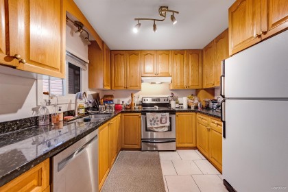 Photo 9 at 1536 Bond Street, Lynnmour, North Vancouver