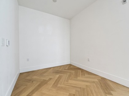 Photo 12 at 203 - 4685 Cambie Street, Cambie, Vancouver West