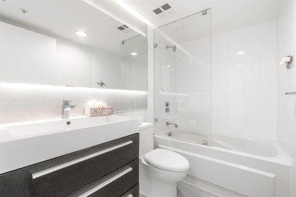 Photo 30 at 2A - 199 Drake Street, Yaletown, Vancouver West
