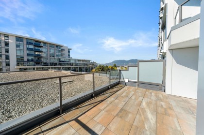 Photo 3 at 703 - 2201 Pine Street, Fairview VW, Vancouver West