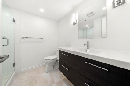 Photo 19 at 703 - 2201 Pine Street, Fairview VW, Vancouver West