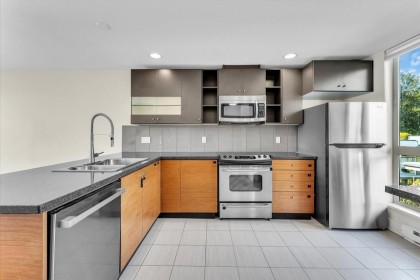 Photo 12 at 64 - 728 W 14th Street, Mosquito Creek, North Vancouver