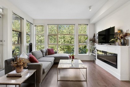 Photo 2 at 316 - 3602 Aldercrest Drive, Roche Point, North Vancouver
