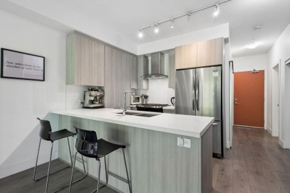 Photo 8 at 316 - 3602 Aldercrest Drive, Roche Point, North Vancouver