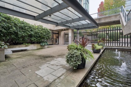 Photo 13 at 1405 - 1155 Homer Street, Yaletown, Vancouver West