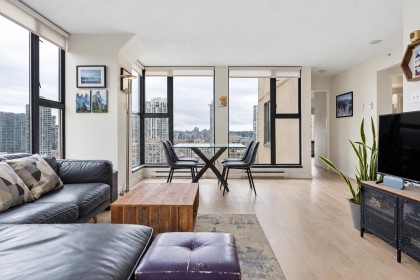 Photo 4 at 1405 - 1155 Homer Street, Yaletown, Vancouver West