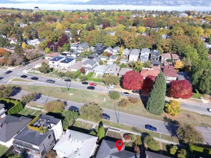 Photo 5 at 3232 W 16th Avenue, Arbutus, Vancouver West