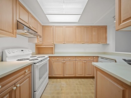 Photo 11 at 106 - 4900 Cartier Street, Shaughnessy, Vancouver West
