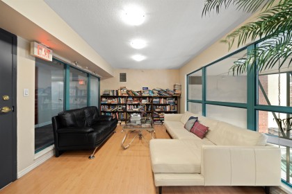 Photo 23 at 1610 - 939 Homer Street, Yaletown, Vancouver West