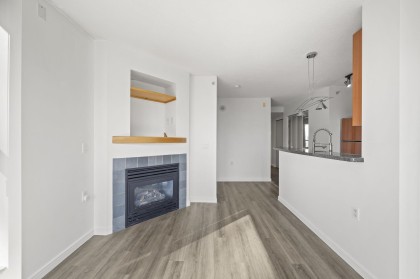 Photo 5 at 1807 - 1068 Hornby Street, Downtown VW, Vancouver West