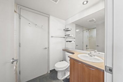 Photo 19 at 1807 - 1068 Hornby Street, Downtown VW, Vancouver West