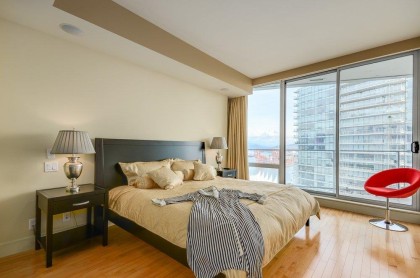 Photo 10 at 3304 - 1077 W Cordova Street, Coal Harbour, Vancouver West