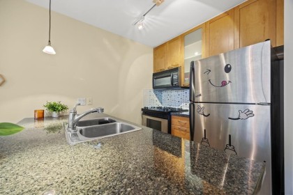Photo 8 at 408 - 989 Richards Street, Downtown VW, Vancouver West
