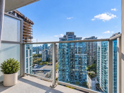 Photo 8 at 2508 - 233 Robson Street, Downtown VW, Vancouver West