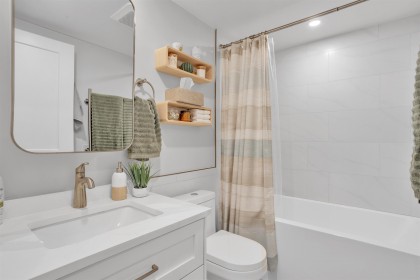Photo 15 at 315 - 2020 W 8th Avenue, Kitsilano, Vancouver West