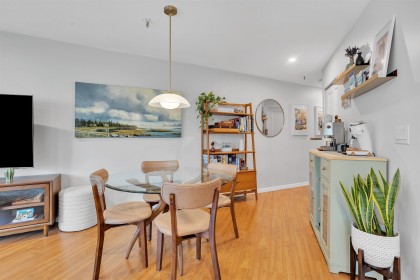 Photo 11 at 315 - 2020 W 8th Avenue, Kitsilano, Vancouver West