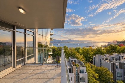 Photo 6 at 803 - 1281 W Cordova Street, Coal Harbour, Vancouver West