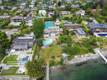 Photo 3 at 668 Beachview Drive, Dollarton, North Vancouver