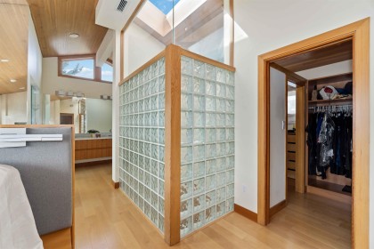 Photo 28 at 668 Beachview Drive, Dollarton, North Vancouver
