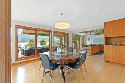 Photo 14 at 668 Beachview Drive, Dollarton, North Vancouver